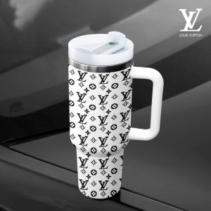 LV Luxury Automobile Cup A02-250
